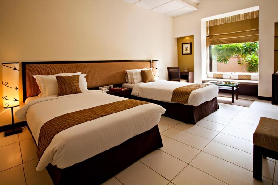Lemon Tree Hotel, Tarudhan Valley, Manesar Gurgaon Dış mekan fotoğraf